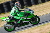 enduro-digital-images;event-digital-images;eventdigitalimages;mallory-park;mallory-park-photographs;mallory-park-trackday;mallory-park-trackday-photographs;no-limits-trackdays;peter-wileman-photography;racing-digital-images;trackday-digital-images;trackday-photos